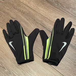 Nike running gloves